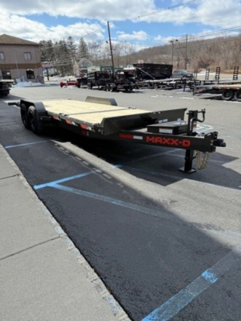 New 2026 MAXX-D G8B8322 Tilt Trailer