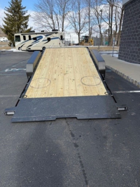 New 2026 MAXX-D G8B8322 Tilt Trailer