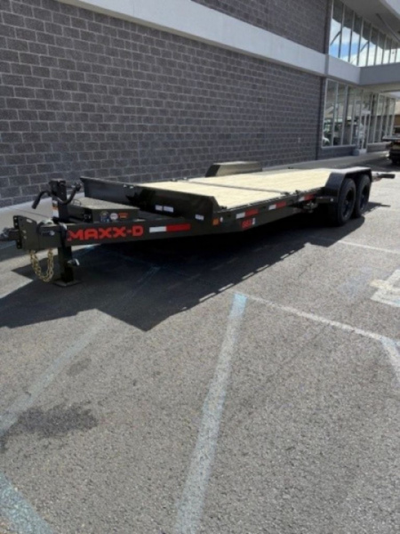 New 2026 MAXX-D G8B8322 Tilt Trailer