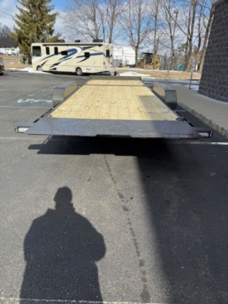 New 2026 MAXX-D G8B8322 Tilt Trailer