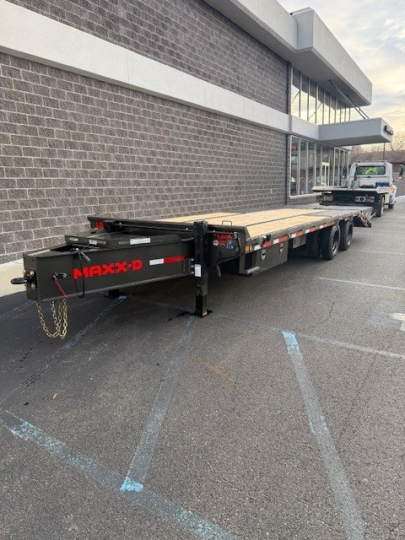New 2026 MAXX-D LDX10225P Equipment Trailer