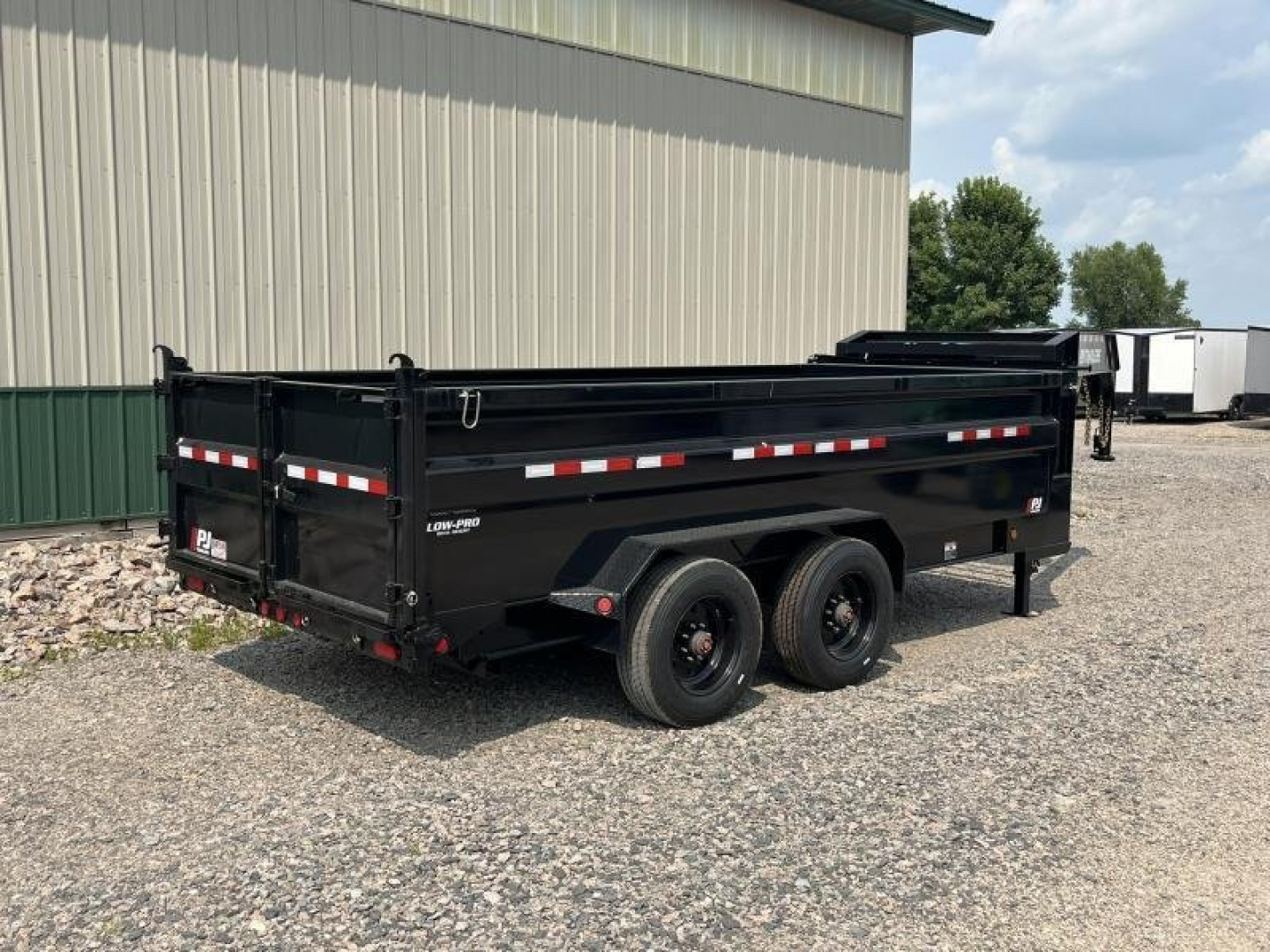 New 2026 16' 20k PJ Gooseneck HD Dump Trailer