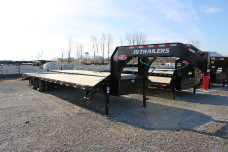 New 2026 PJ Trailers 32' MR 25K GVWR GN Equipment Trailer