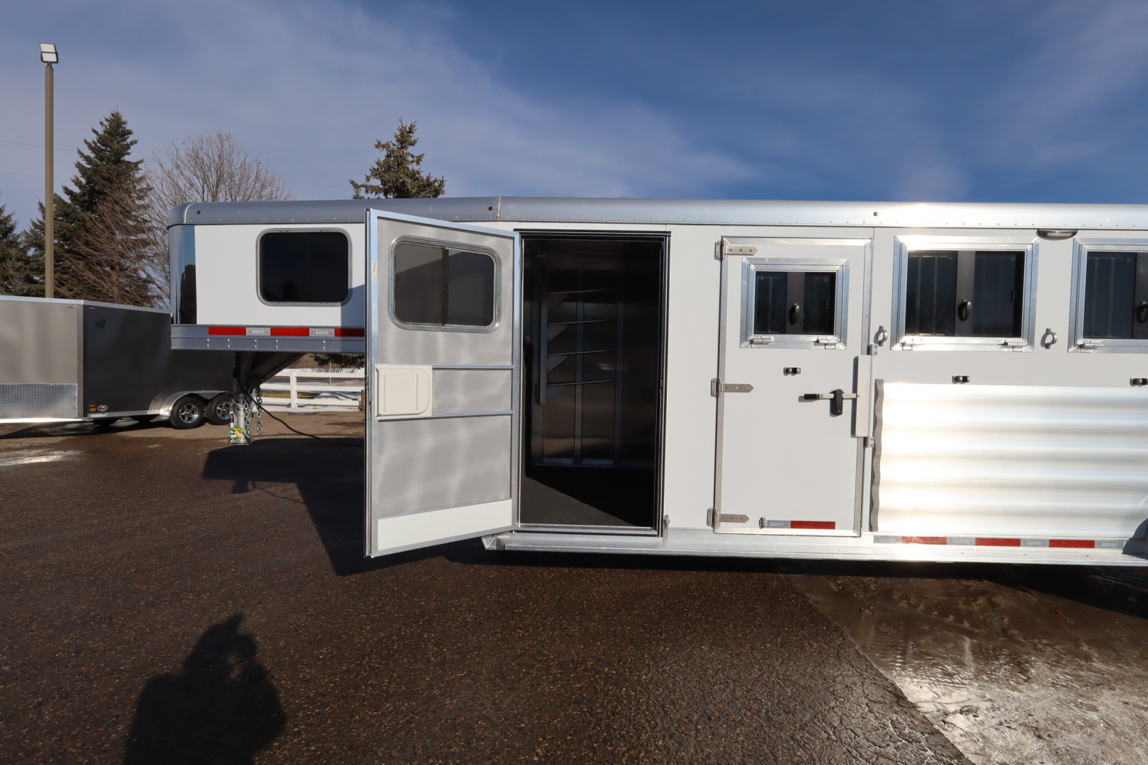 New 2026 Featherlite Trailers 4 Horse GN Horse Trailer