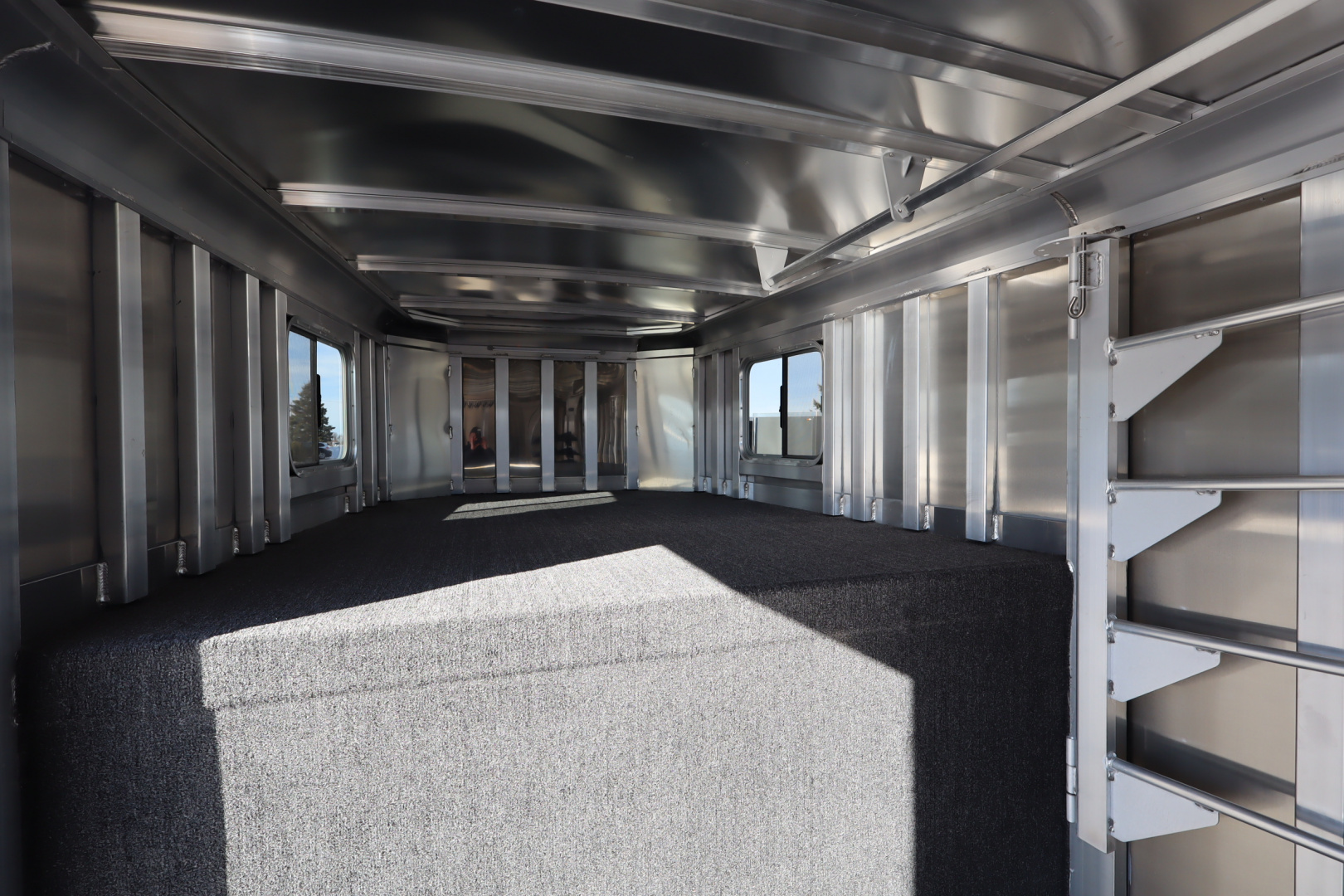 New 2026 Featherlite Trailers 4 Horse GN Horse Trailer