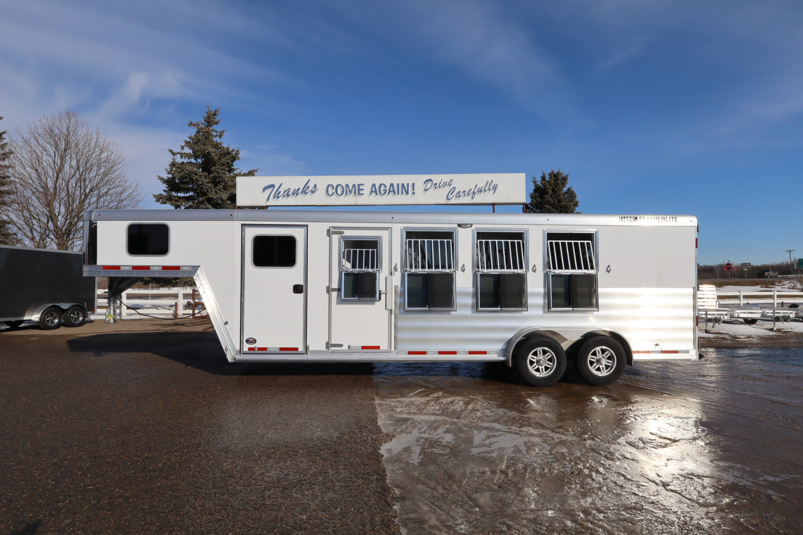 New 2026 Featherlite Trailers 4 Horse GN Horse Trailer
