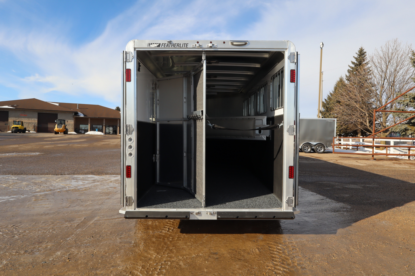 New 2026 Featherlite Trailers 4 Horse GN Horse Trailer