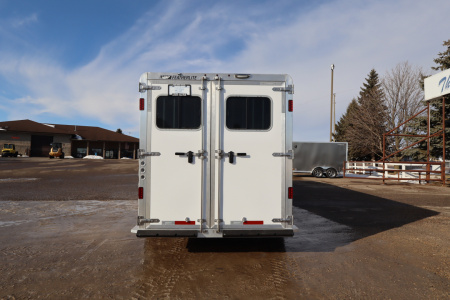 New 2026 Featherlite Trailers 4 Horse GN Horse Trailer