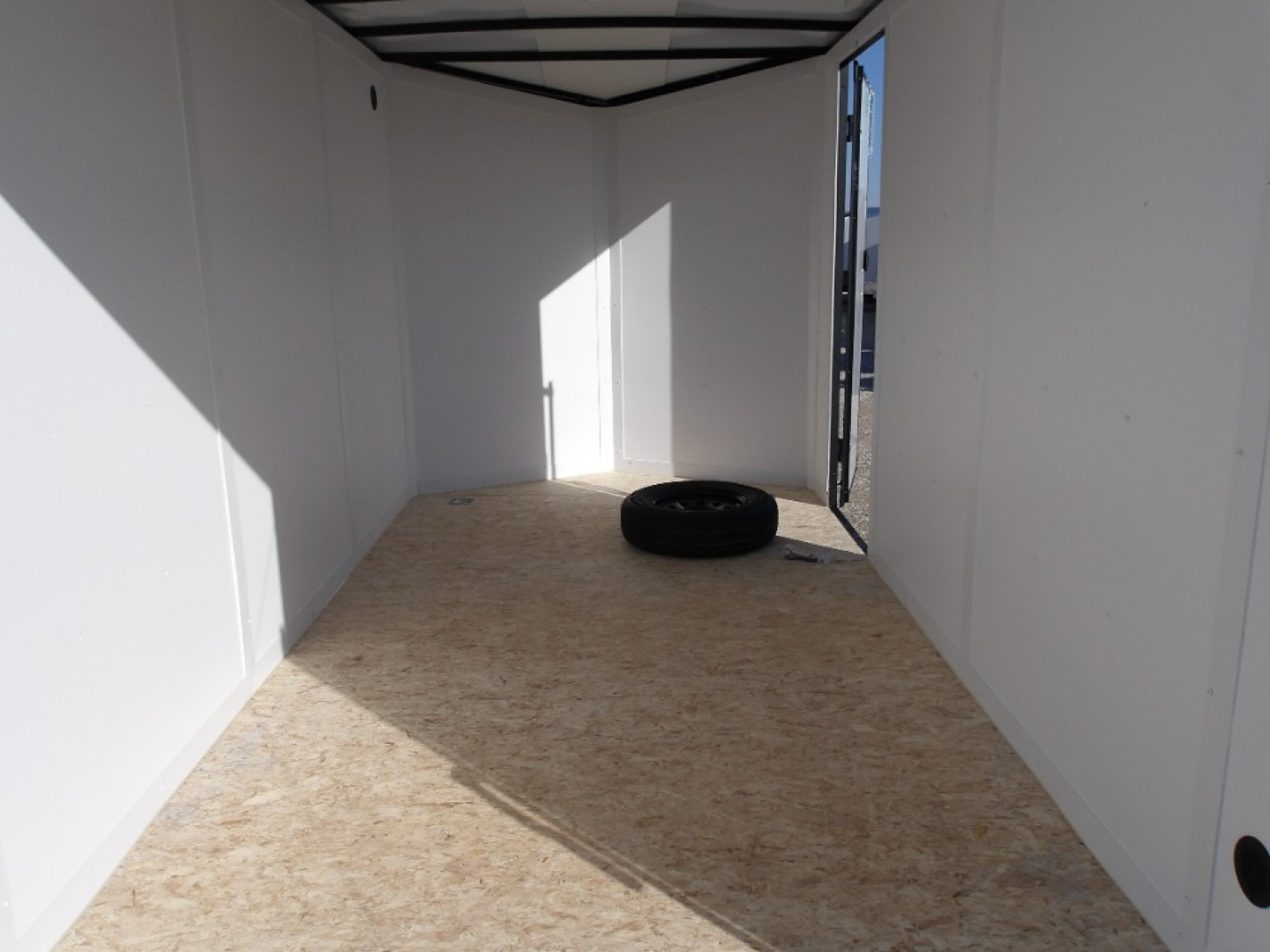 New 2026 Discovery Trailers DRSE714TA2 Cargo / Enclosed Trailer