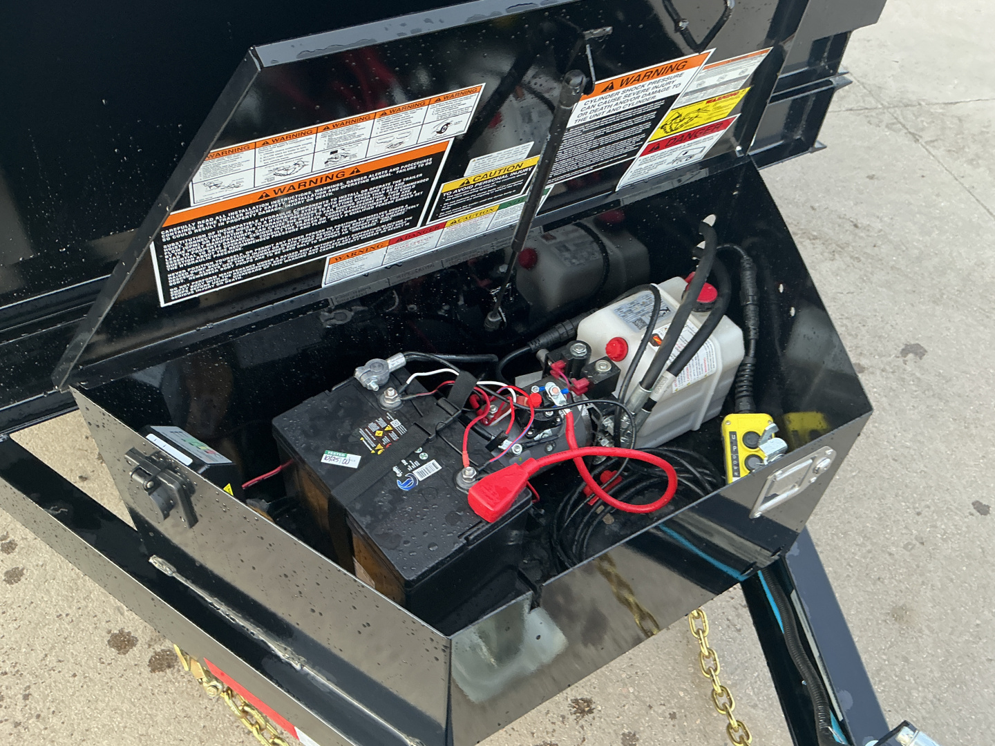 New 2026 Big Tex Trailers 14LX-14C2A-BK Dump Trailer