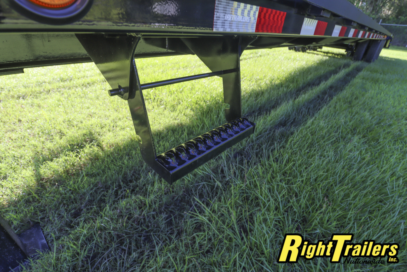 New 2026 8.5X40 PJ GOOSENECK EQUIPMENT TRAILER