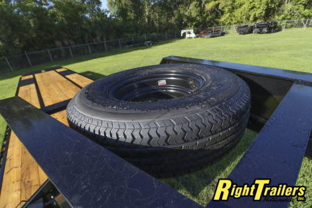 New 2026 8.5X40 PJ GOOSENECK EQUIPMENT TRAILER