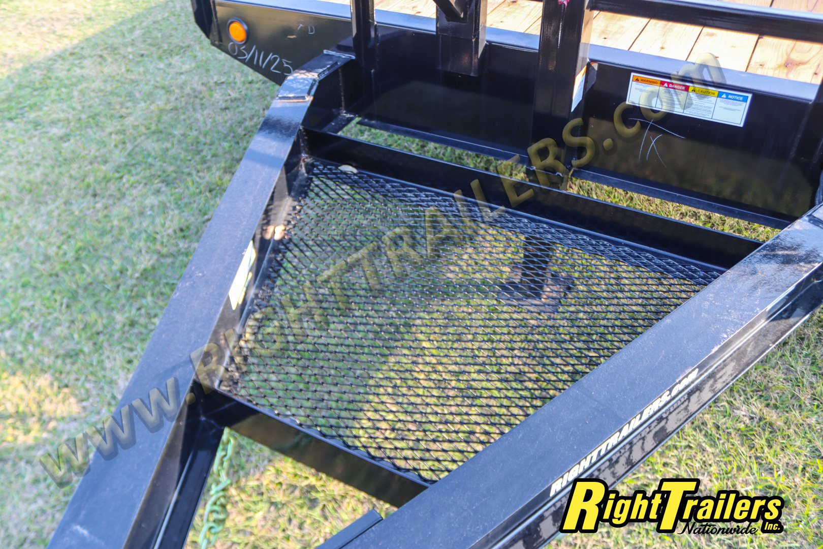 New 2026 8.5X20 PJ Deckover Equipment Trailer