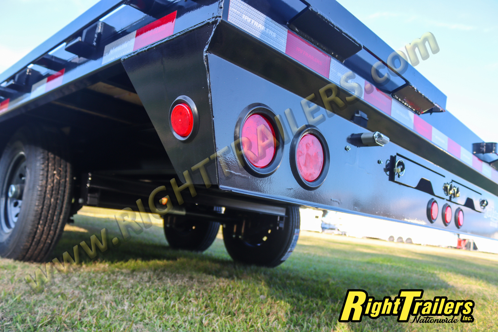 New 2026 8.5X20 PJ Deckover Equipment Trailer