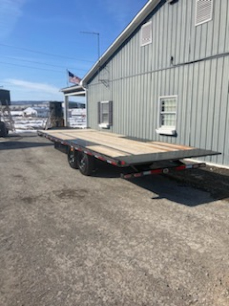 New 2026 Diamond C Equip. Trailer Hydraulic tilt / 14.9K GVWR / 102"x24'