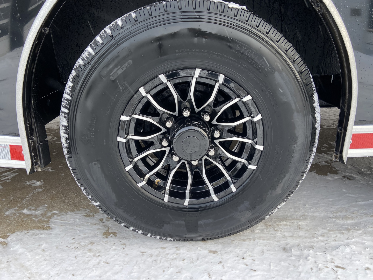 New United UXT 8.5x20 Cargo Enclosed Trailer