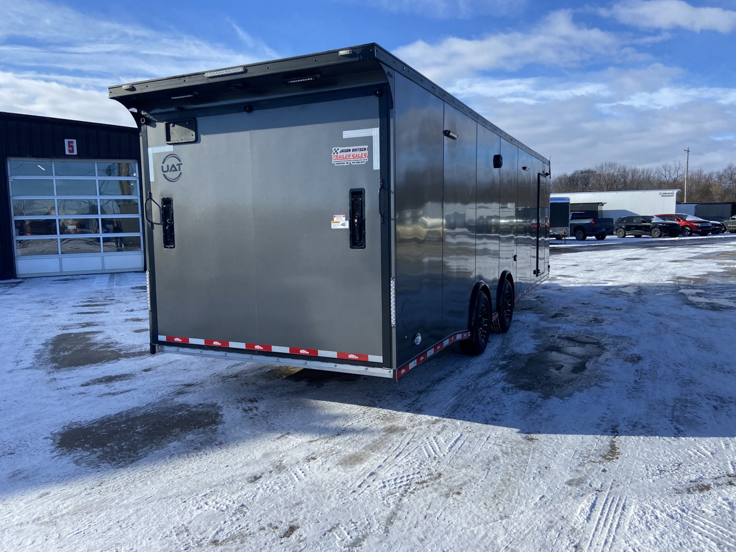 New United APREM 8.5x28 Racing Trailer