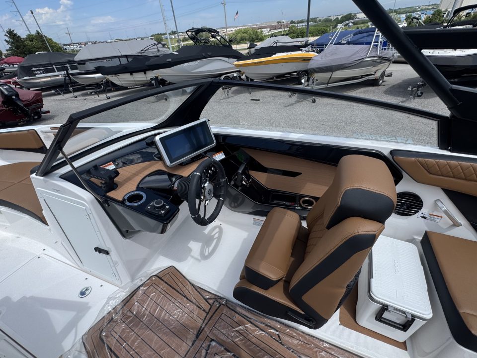 New 2026 Yamaha Boats 222 SE Jet Boat