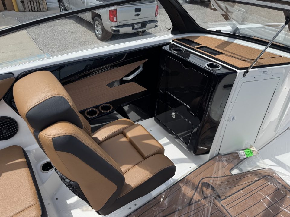 New 2026 Yamaha Boats 222 SE Jet Boat