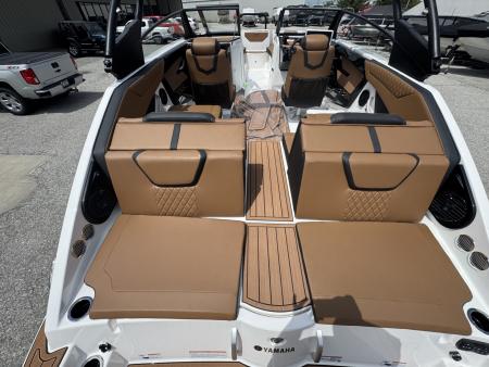 New 2026 Yamaha Boats 222 SE Jet Boat