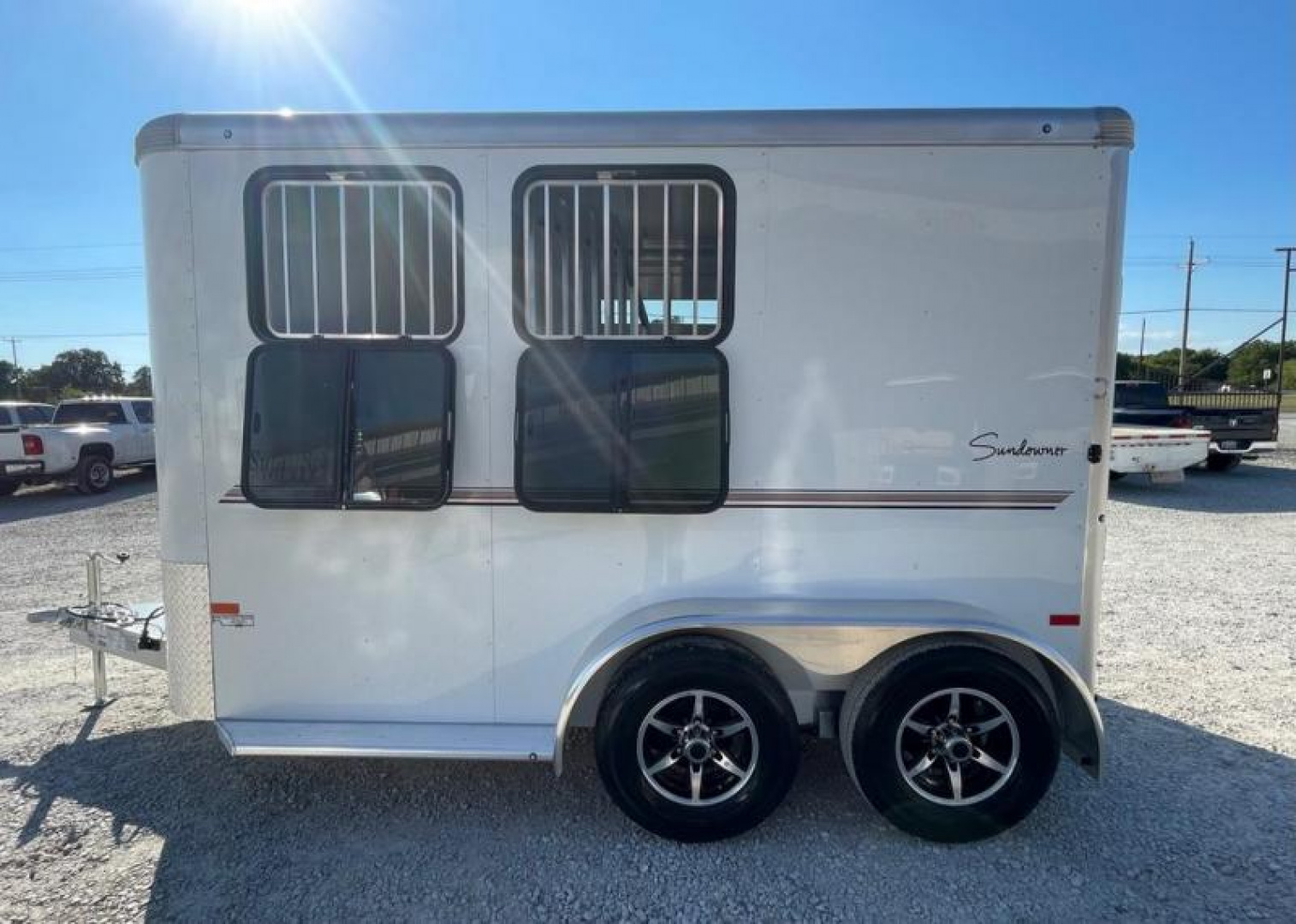 New 2023 Sundowner 2 horse slant bumper pull