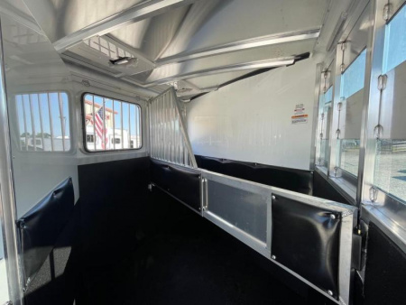 New 2023 Sundowner 2 horse slant bumper pull