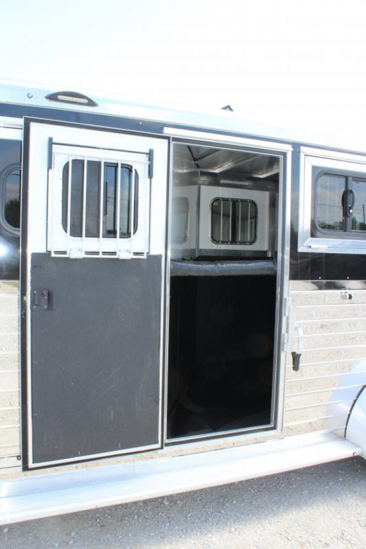 New 2023 Sundowner Trailers Rancher Sport 3 Horse Gooseneck Horse Trailer