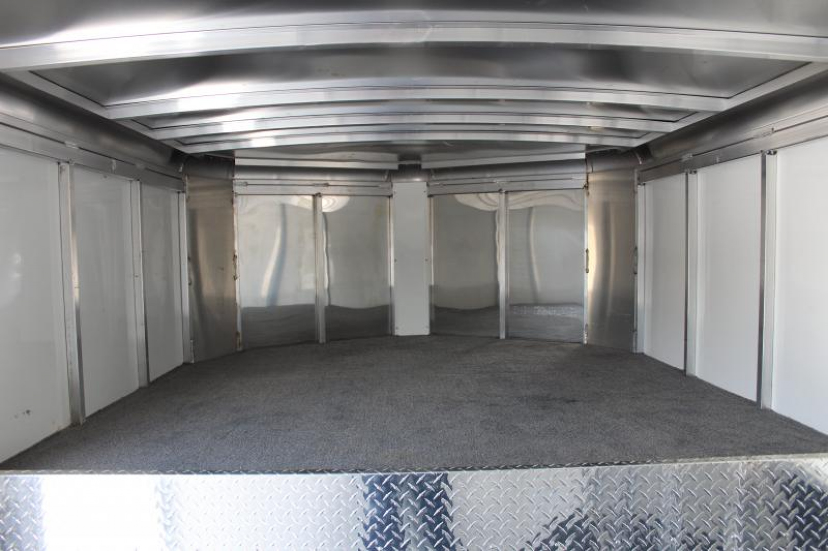 New 2023 Sundowner Trailers Rancher Sport 3 Horse Gooseneck Horse Trailer