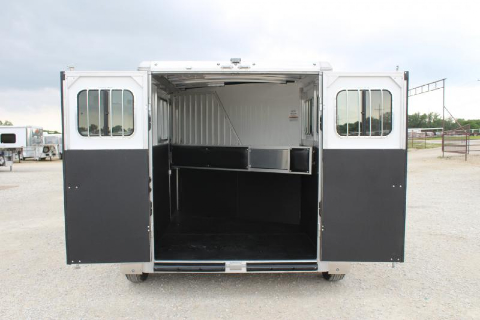 New 2025 Sundowner Super Tack 2 Horse Slant Load Bumper Pull