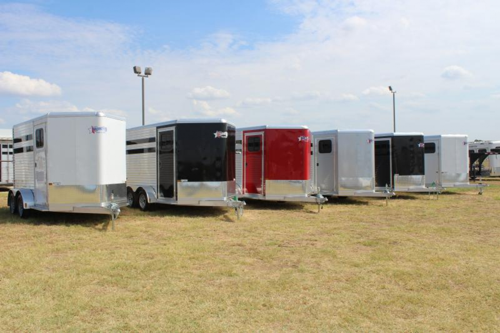 New 2025 Frontier Trailers 2 Horse Slant Load Bumper Pull Horse Trailer