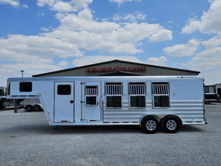 New 2025 Featherlite Trailers 4 Horse Gooseneck Horse Trailer