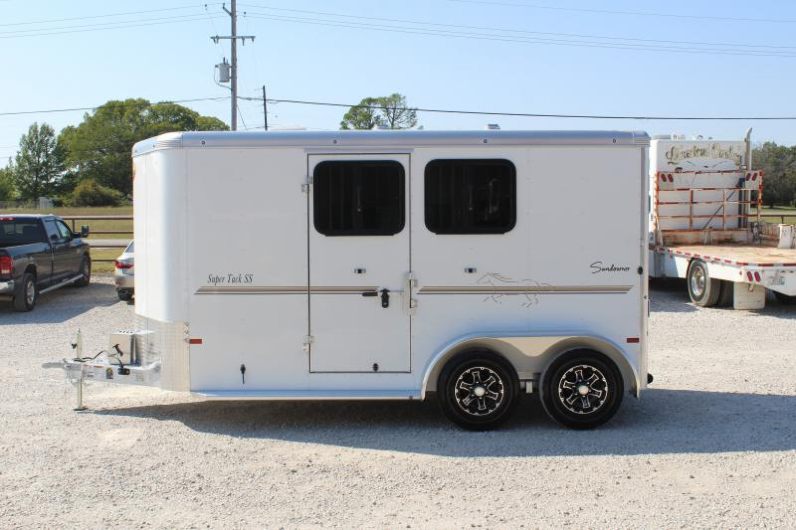 New 2025 Sundowner Trailers 2 Horse Slant Load Super Tack