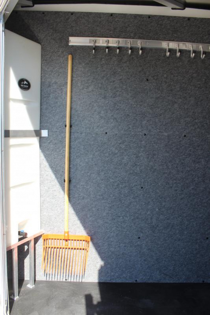 New 2025 Sundowner Trailers 2 Horse Slant Load Super Tack