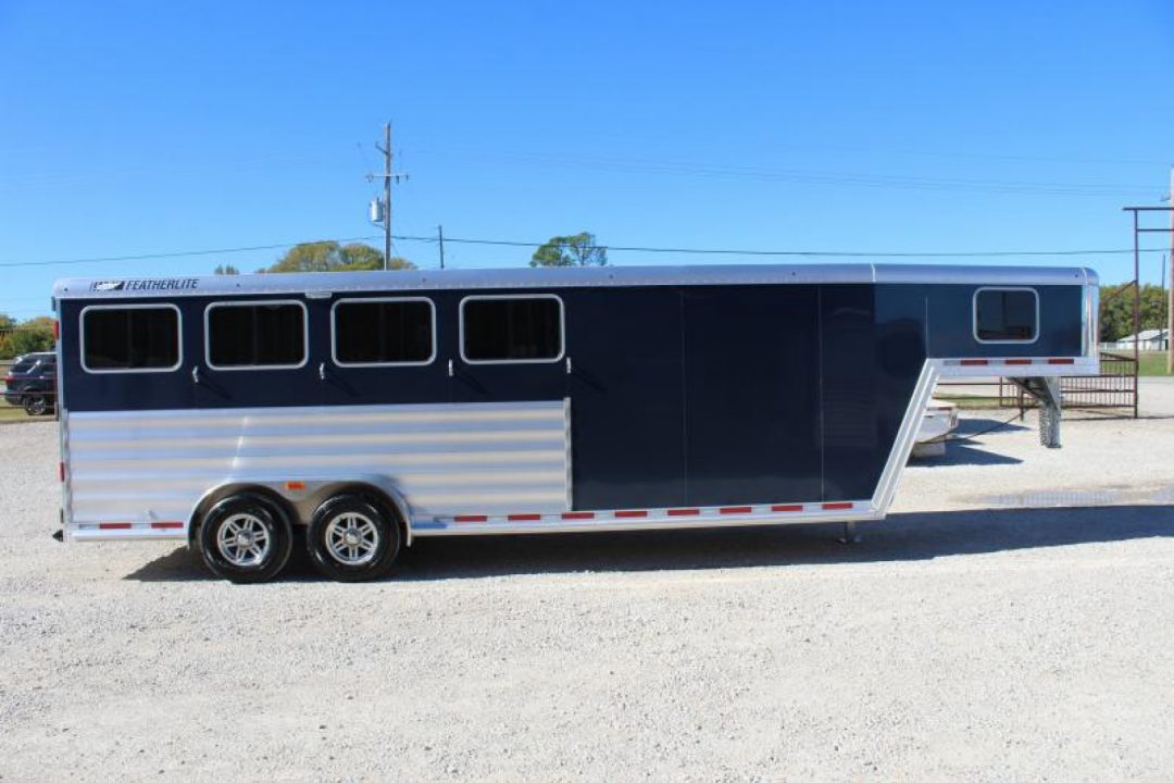 New 2025 Featherlite 4 Horse Slant Load Gooseneck