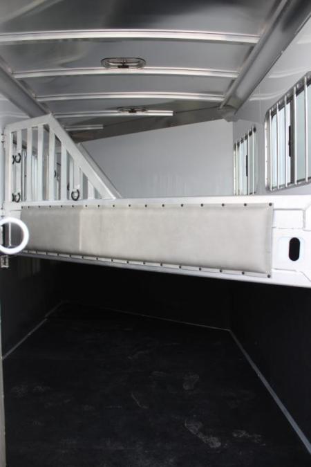 New 2025 Featherlite 3 Horse slant gooseneck