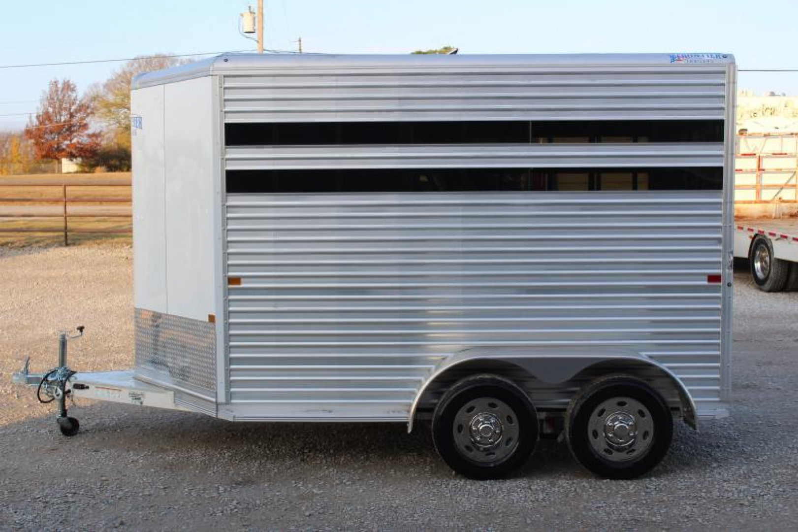 New 2025 Frontier Trailers 2 Horse Slant Load Bumper Pull Horse Trailer