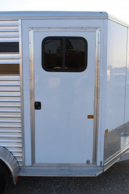 New 2025 Frontier Trailers 2 Horse Slant Load Bumper Pull Horse Trailer