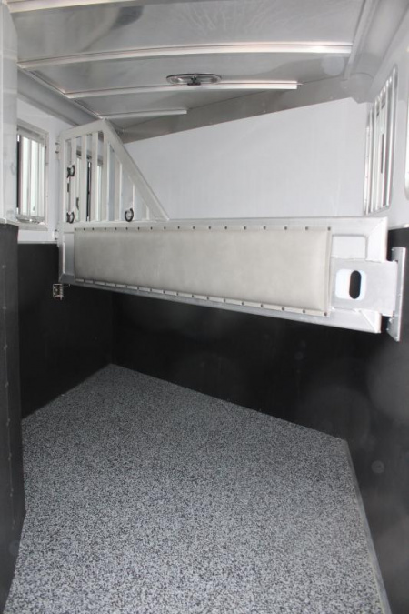 New 2025 Featherlite 2 Horse Slant Nose Bumper Pull