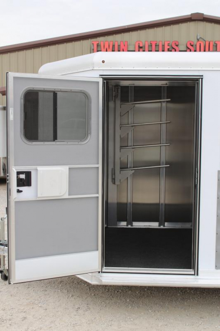 New 2025 Featherlite 2 Horse Slant Nose Bumper Pull