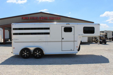 New 2024 Sundowner 3 Horse Slant Load Gooseneck Horse Trailer