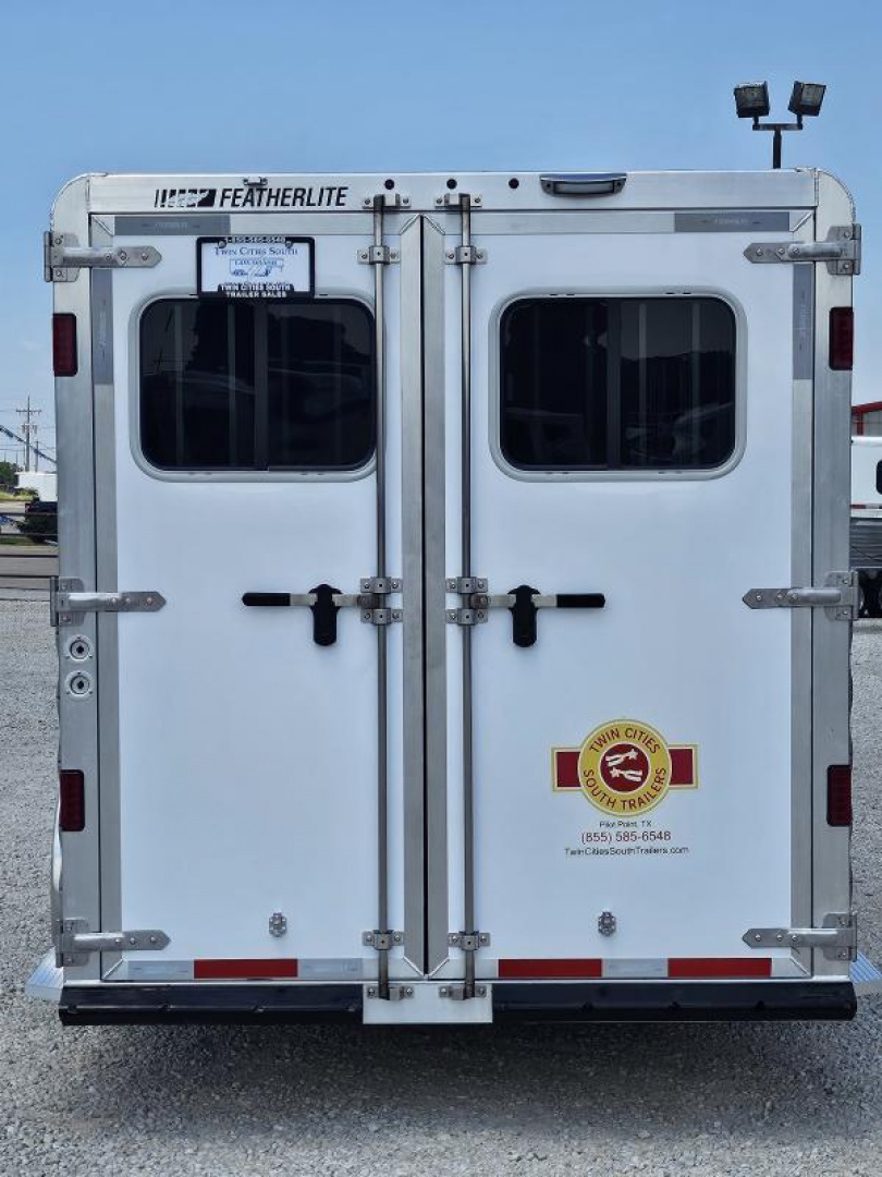 New 2025 Featherlite 4 Horse Gooseneck Horse Trailer
