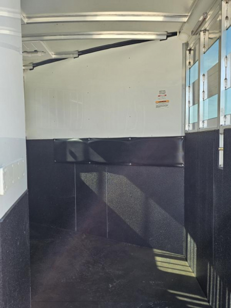 Used 2022 Sundowner 2 Horse Slant Load Bumper Pull