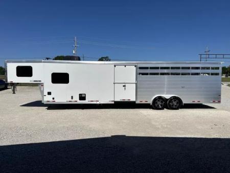 New 2025 Sundowner stock with 10' Living Quarter W/Mid Tack