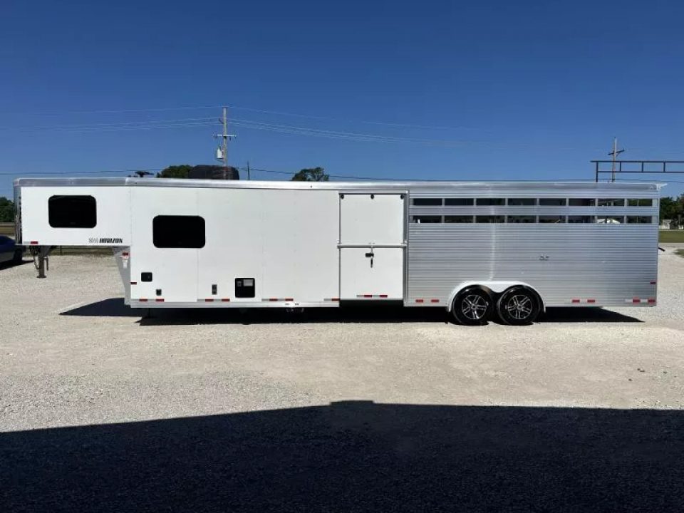 New 2025 Sundowner stock with 10' Living Quarter W/Mid Tack