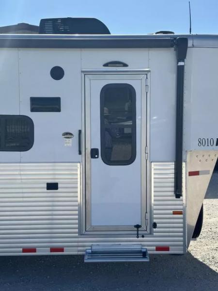 New 2025 Sundowner stock with 10' Living Quarter W/Mid Tack