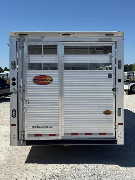 New 2025 Sundowner stock with 10' Living Quarter W/Mid Tack