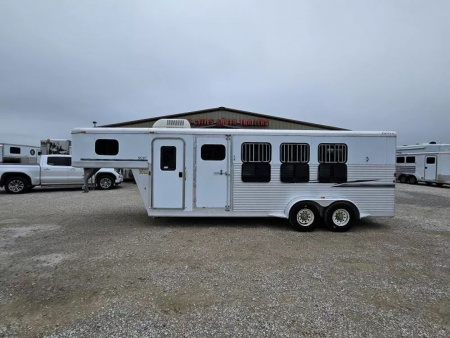 Used 2004 Exiss 4 Horse Gooseneck  Horse Trailer