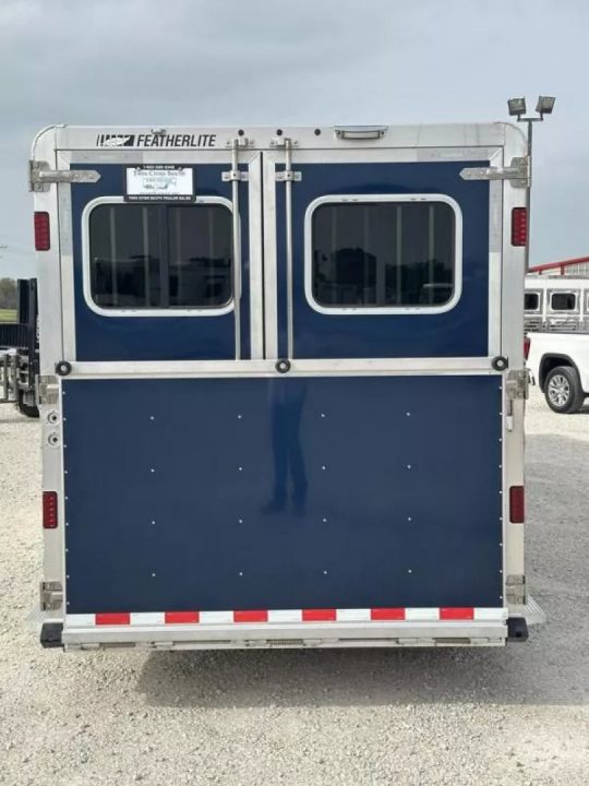 Used 2025 Featherlite 4 Horse Slant Load Gooseneck