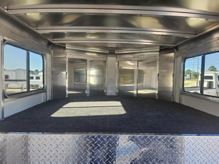New 2024 Sundowner Trailers 4 Horse Gooseneck Horse Trailer