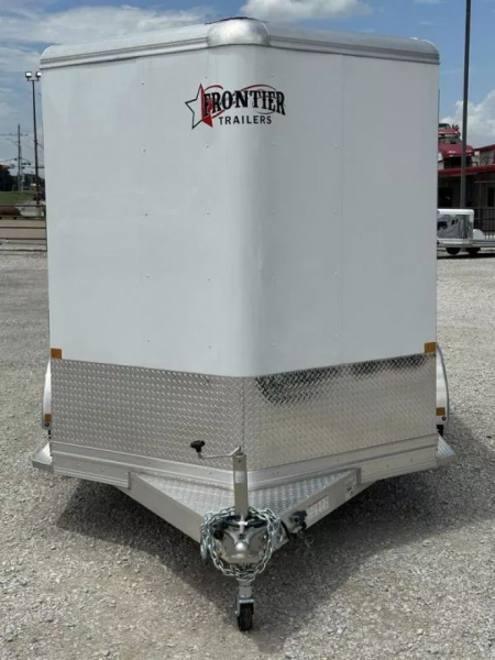 New 2025 Frontier 2 Horse Slant Load Bumper Pull